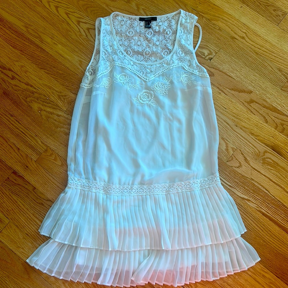 Cream color share with slip under size small like new